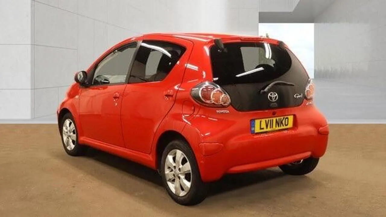 Toyota Aygo 2011 photo 4