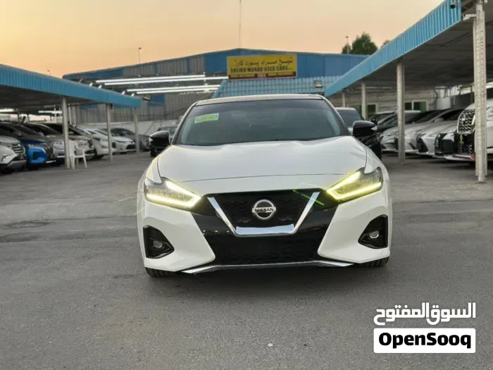 Nissan Maxima