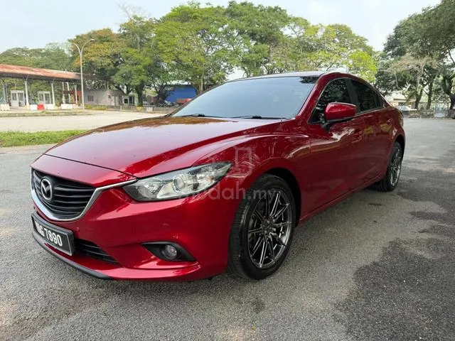 Mazda 6