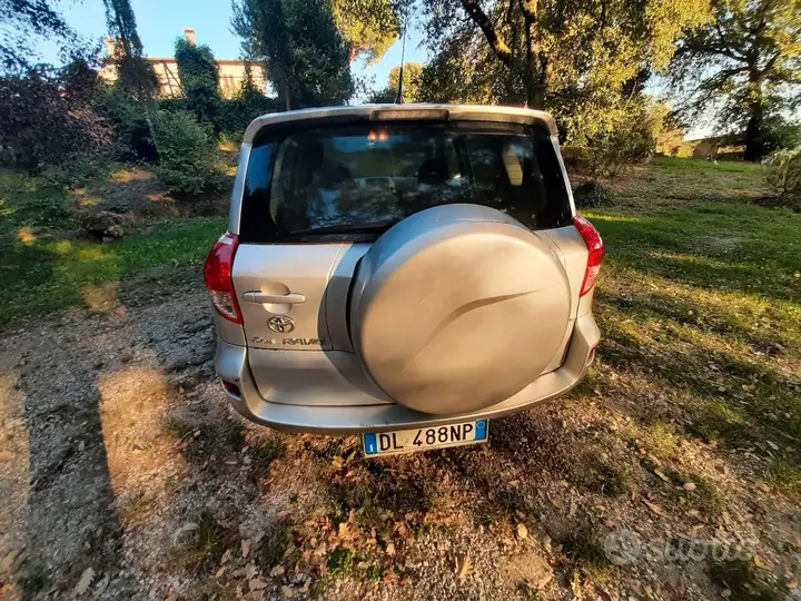 Toyota Rav4 2007 photo 4