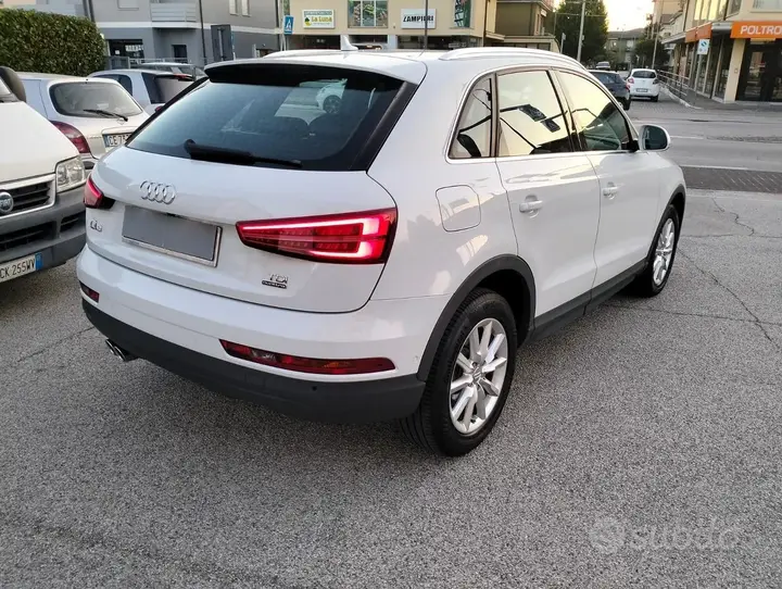 Audi Q3 2015 photo 5