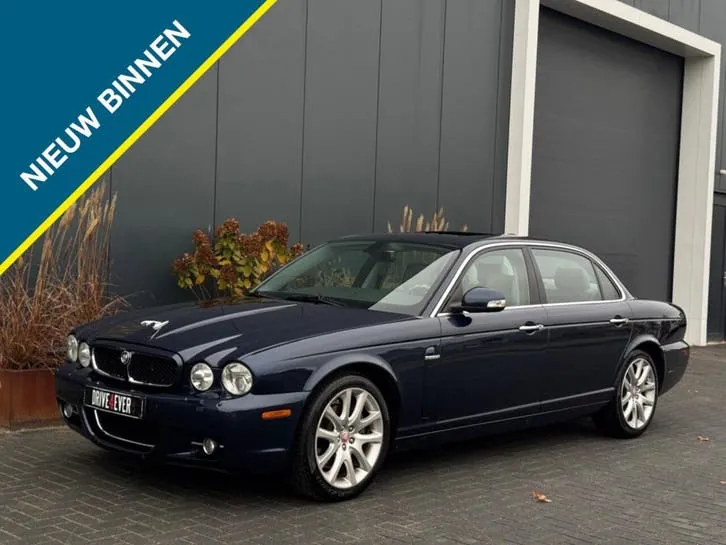 Jaguar Xj