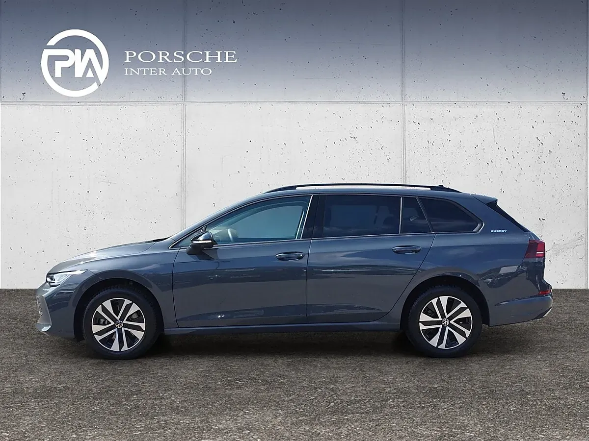 Volkswagen Golf 2025 photo 3