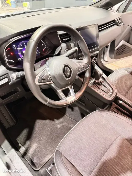 Renault Clio 2020 photo 3
