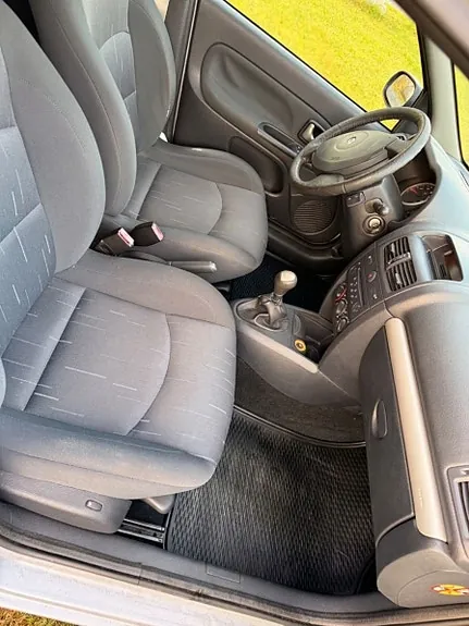 Renault Clio 2004 photo 5