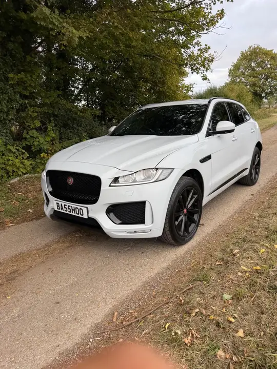 Jaguar F-Pace