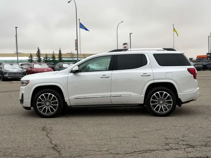 GMC Acadia 2021 photo 3