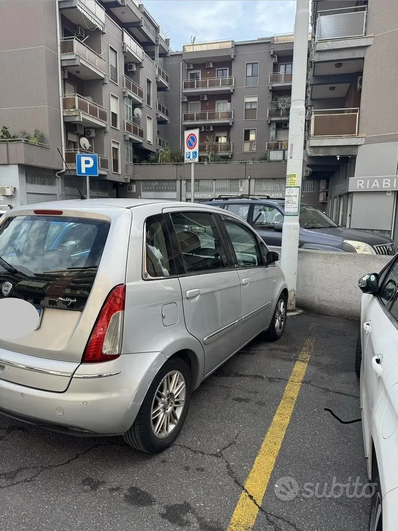 Lancia Musa 2008 photo 2