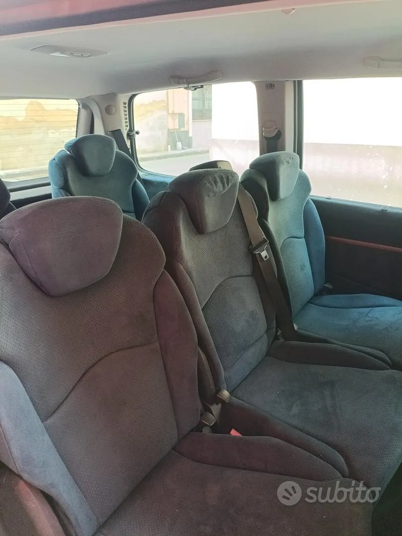 Lancia Phedra 2002 photo 4