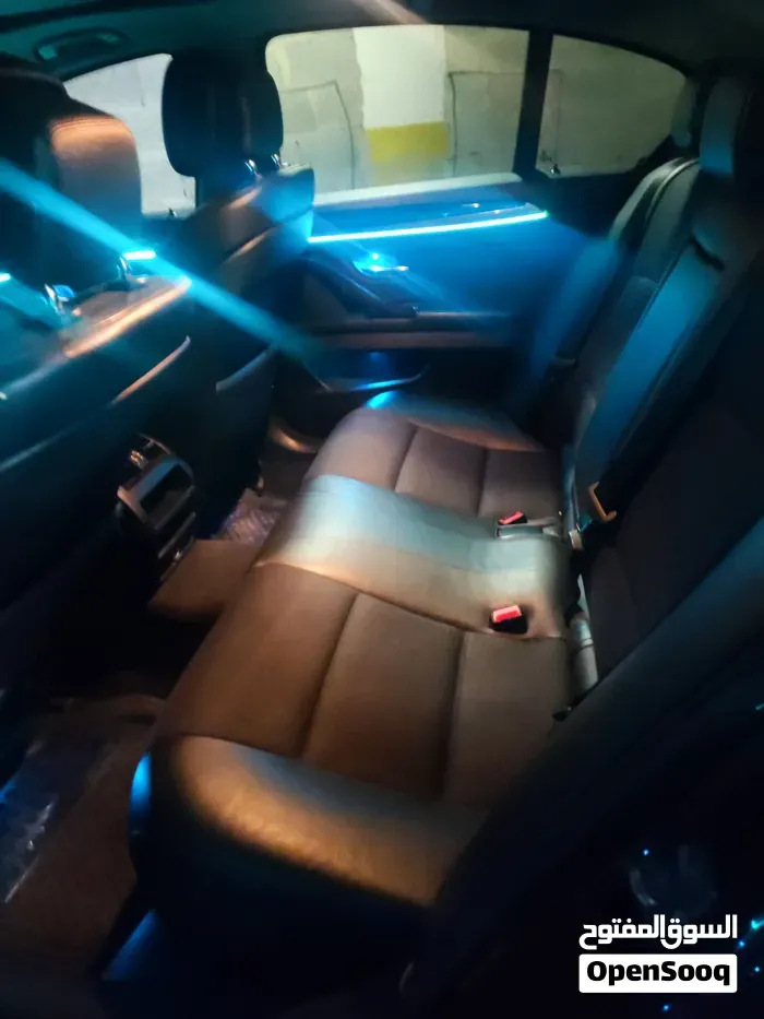 BMW 5 Series 2011 photo 3