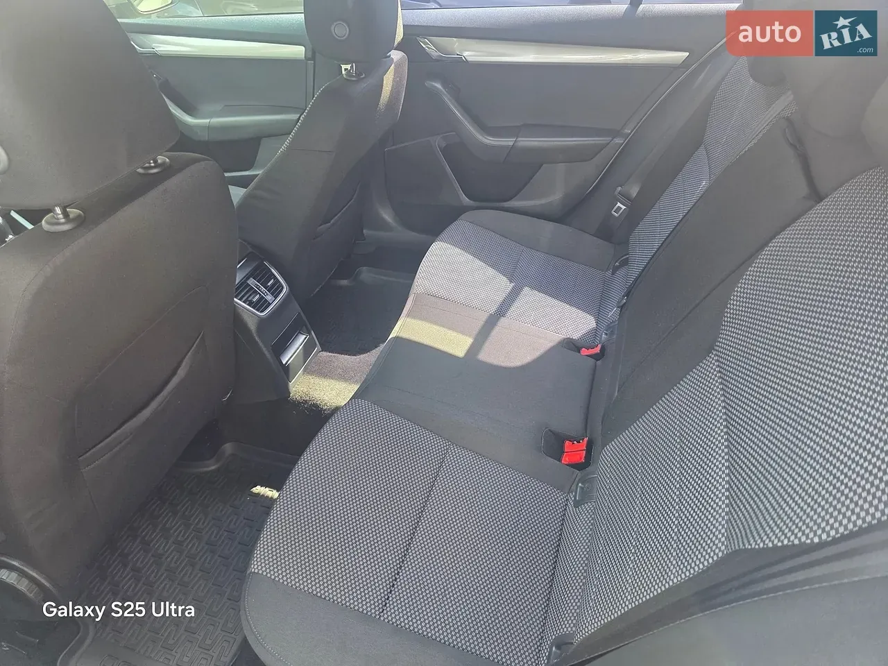 Skoda Octavia 2013 photo 5