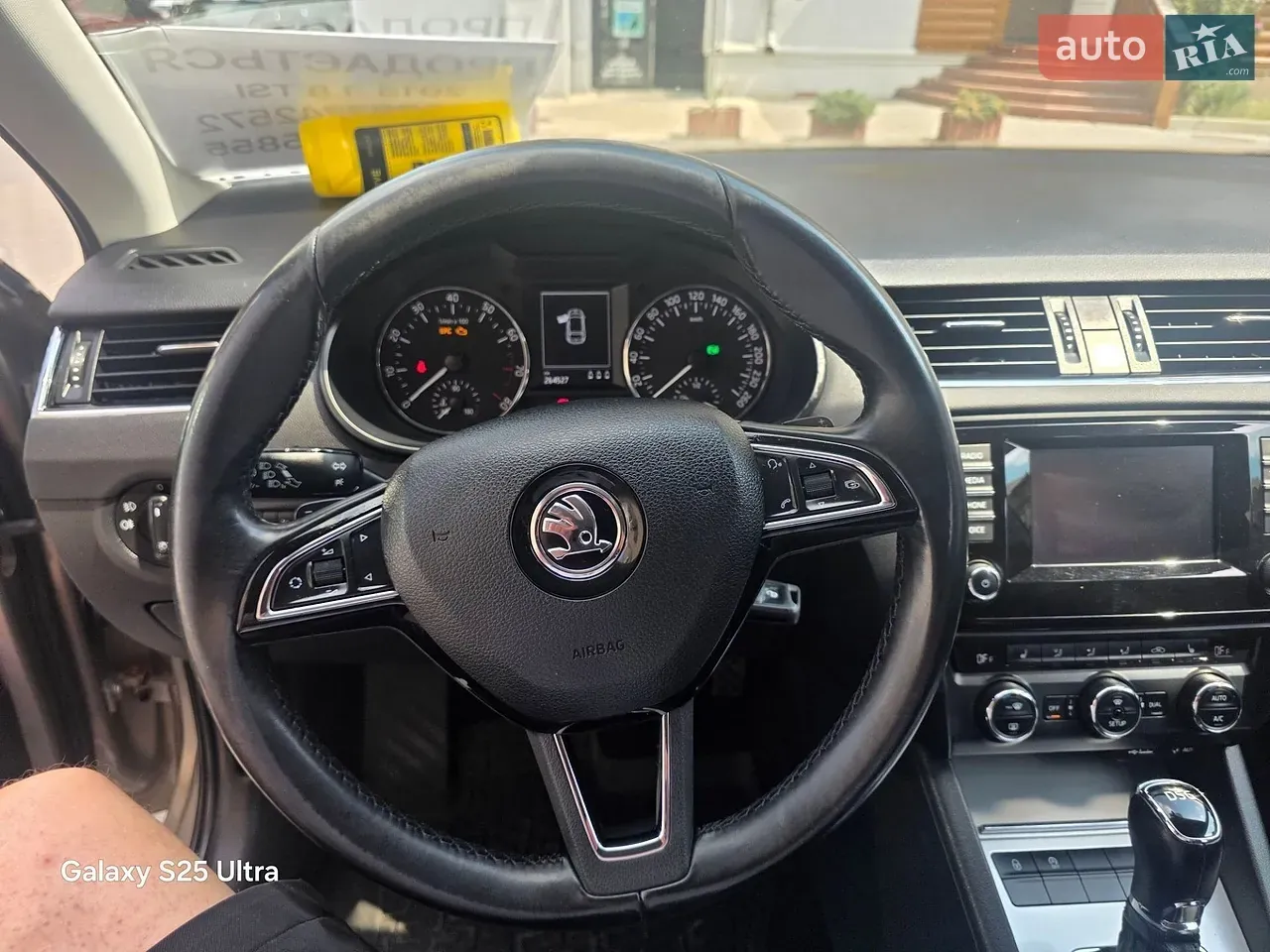 Skoda Octavia 2013 photo 2