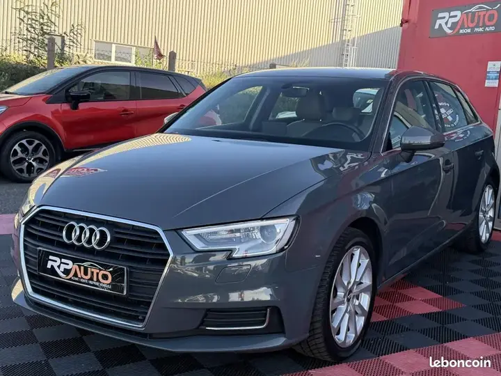 Audi A3 2016 photo 2