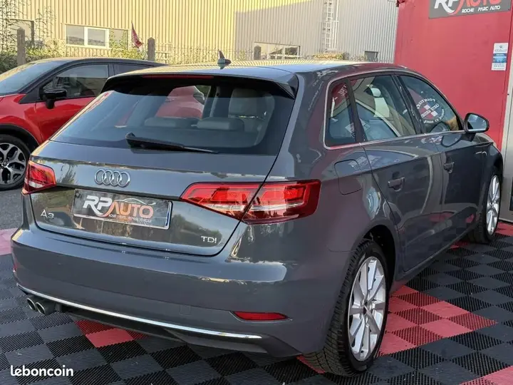 Audi A3 2016 photo 4