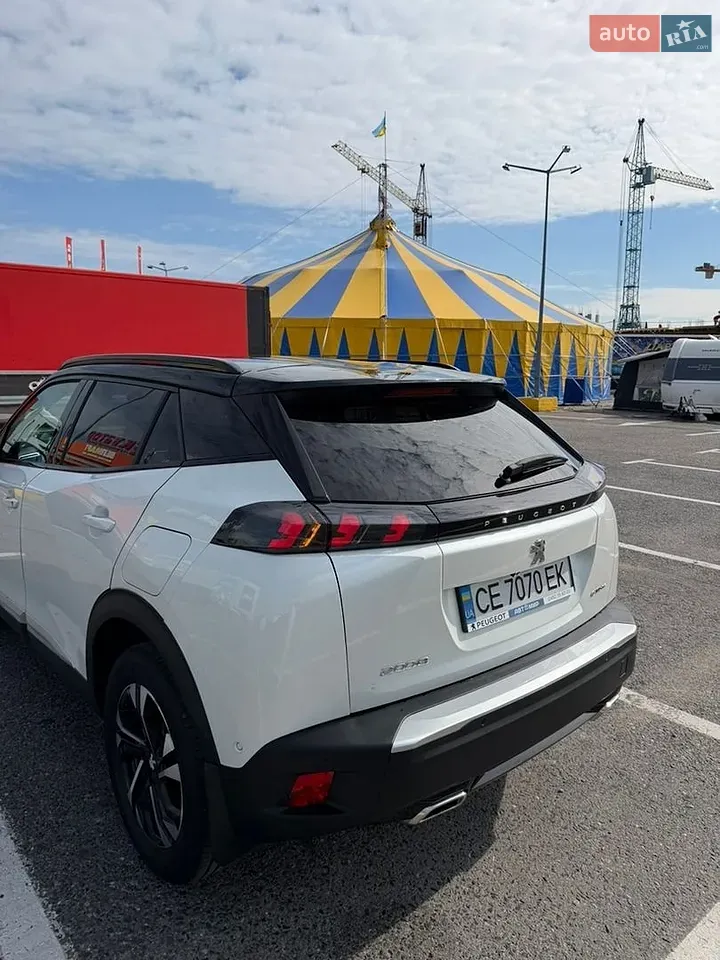 Peugeot 2008 2020 photo 5