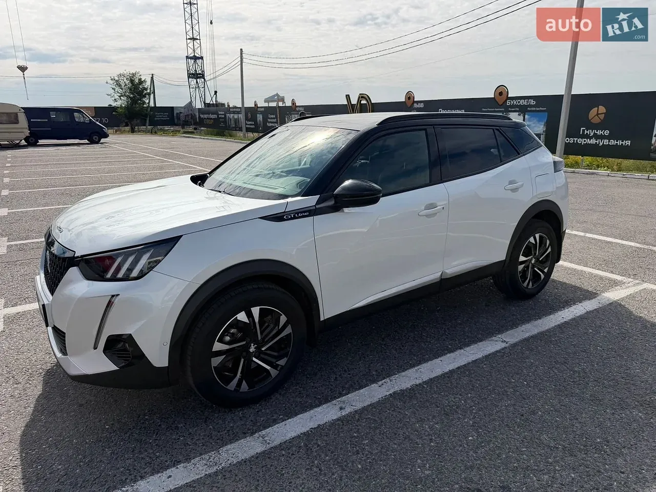 Peugeot 2008 2020 photo 4