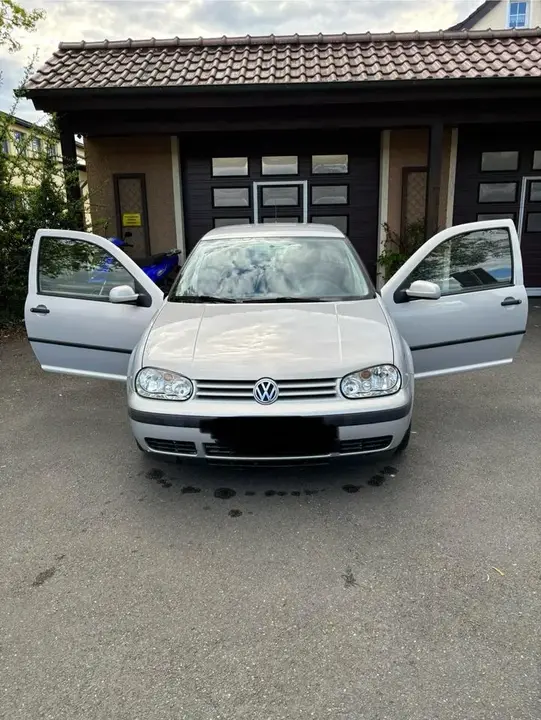 Volkswagen Golf 4