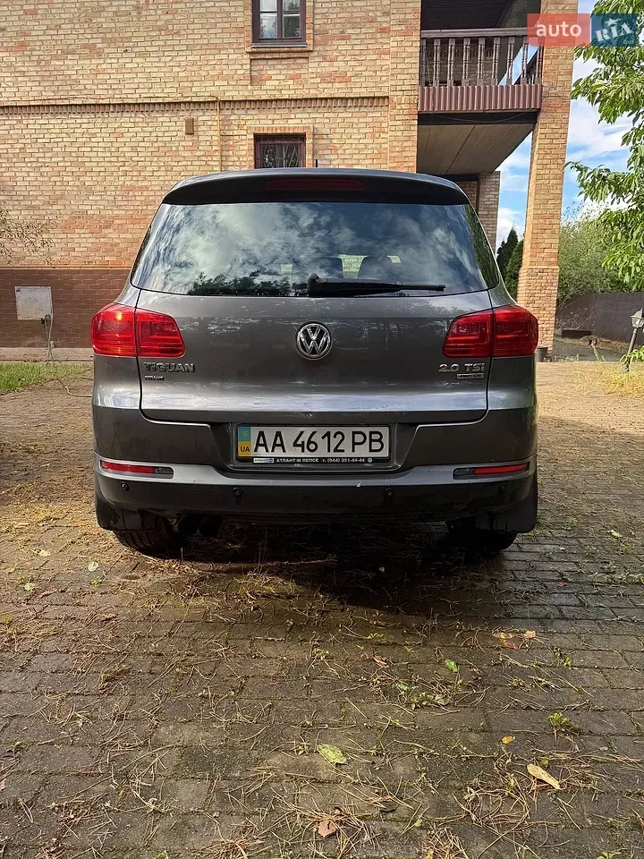 Volkswagen Tiguan 2012 photo 5