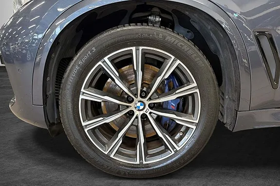 BMW X5 2019 photo 2