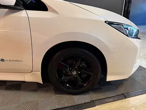 Nissan Leaf 2019 photo 3