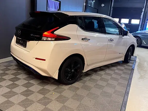 Nissan Leaf 2019 photo 4