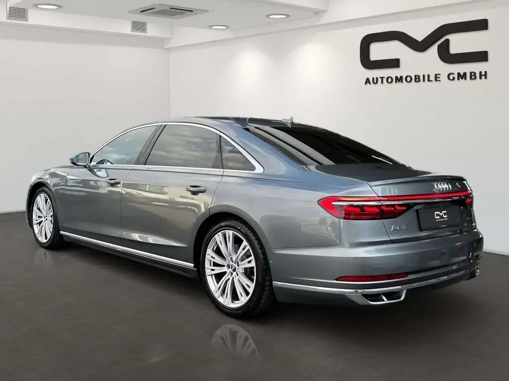 Audi A8 2018 photo 3