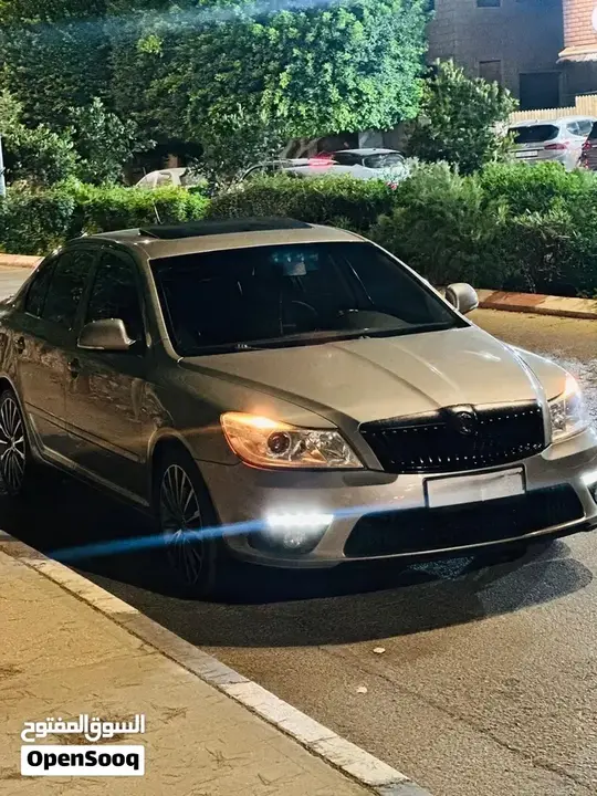 Skoda Octavia 2009 photo 3