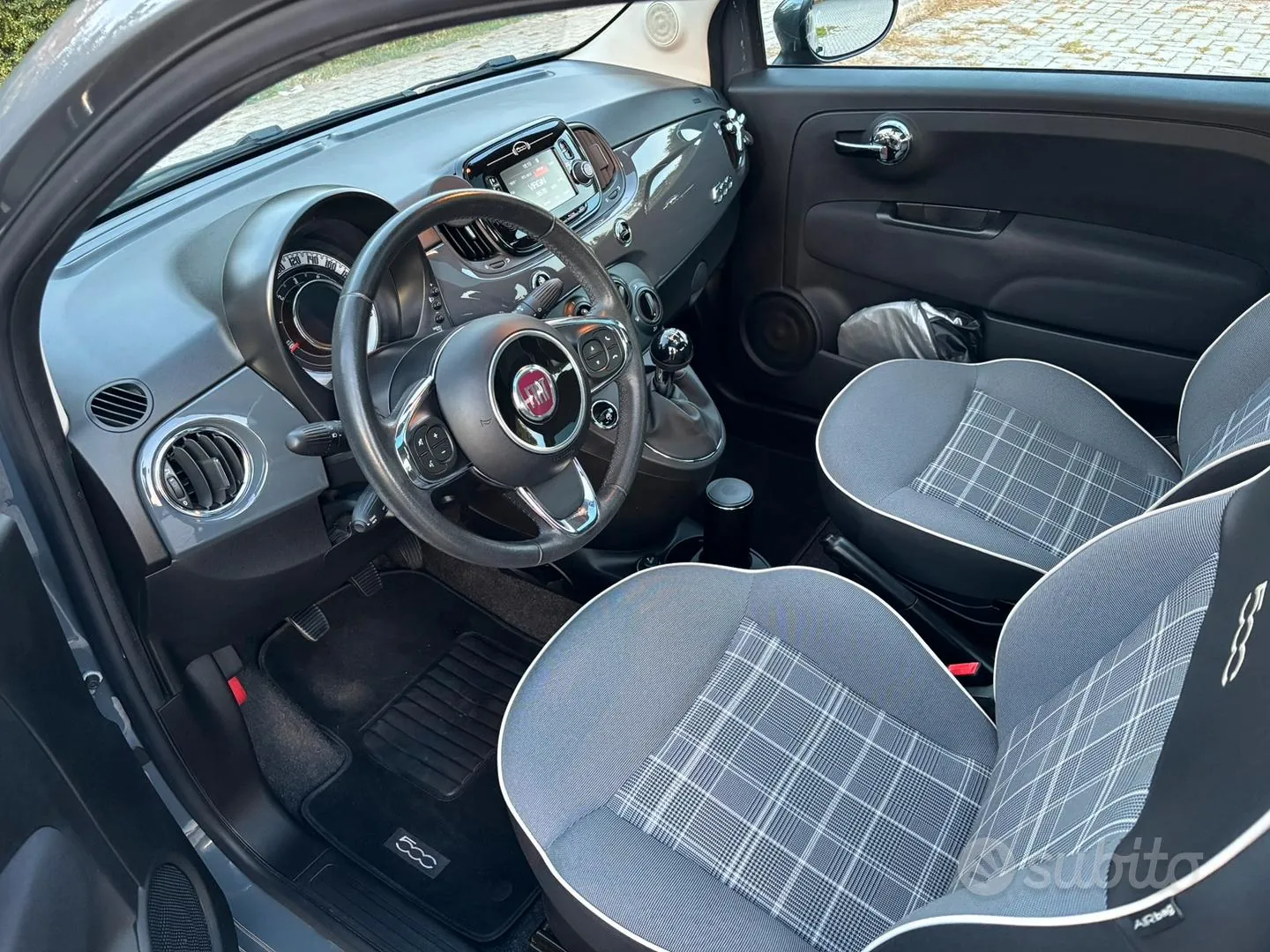 Fiat 500 Lounge 2018 photo 5