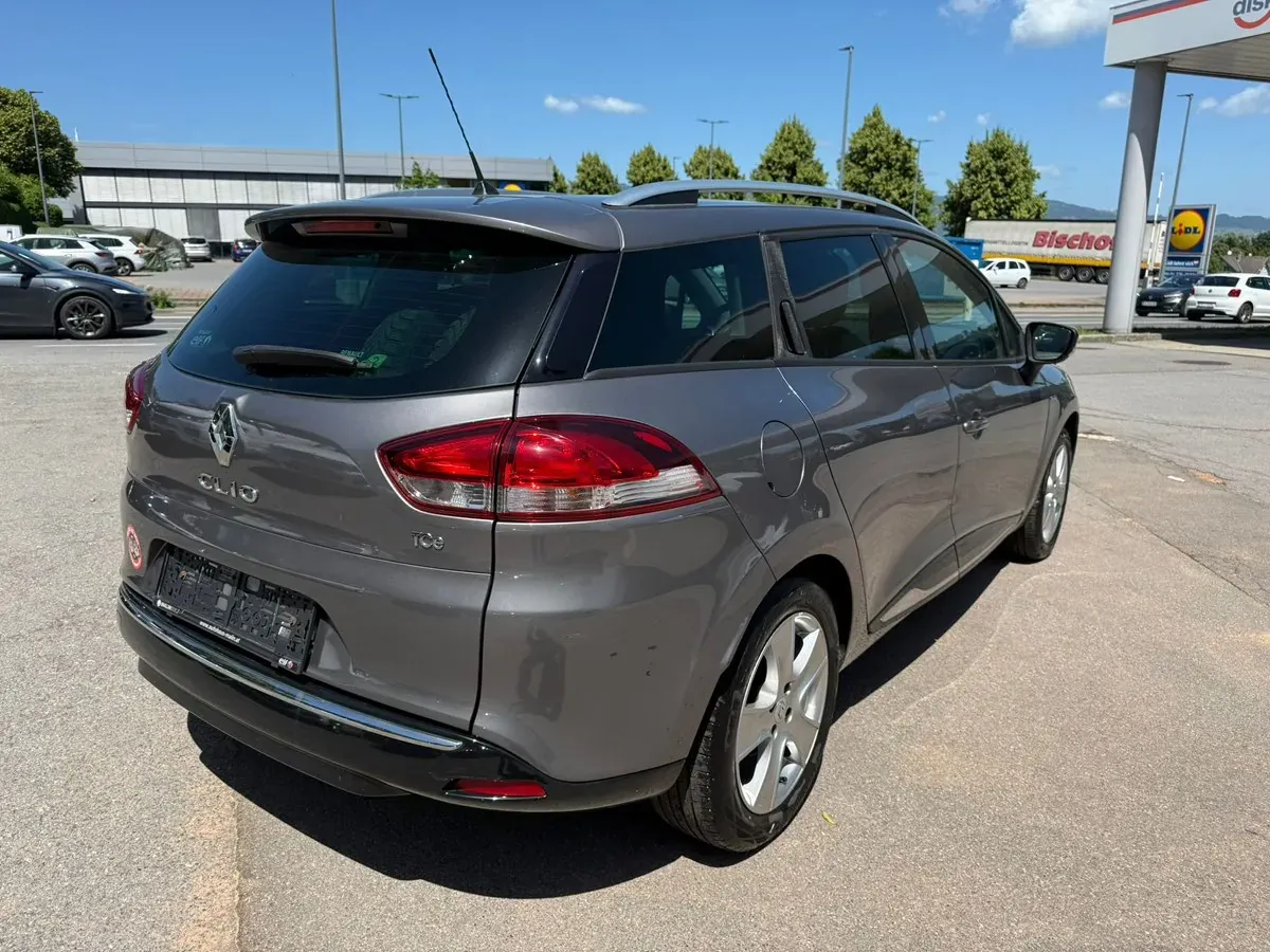 Renault Clio 2016 photo 2
