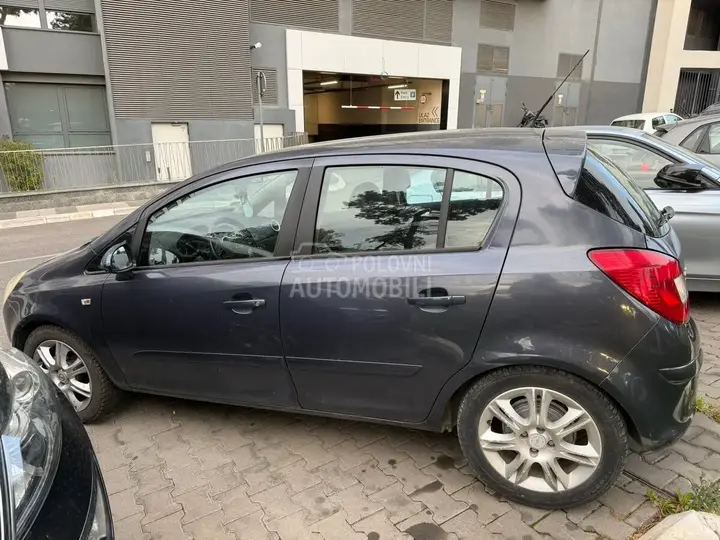 Opel Corsa D 2008 photo 4