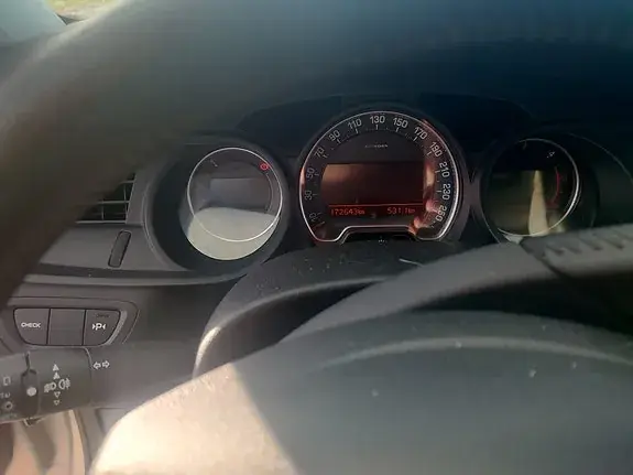 Citroen C5 2010 photo 5