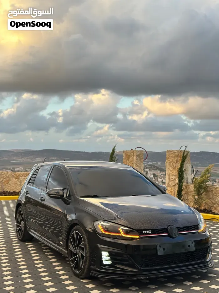 Volkswagen Golf 2018 photo 4