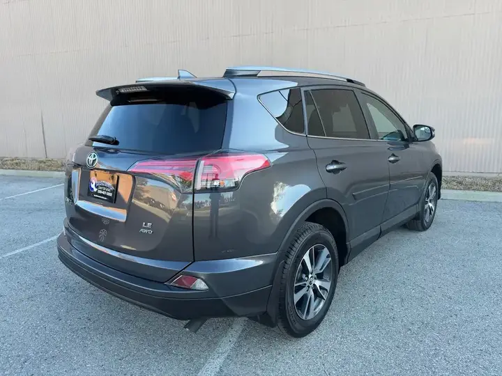 Toyota Rav4 2018 photo 5