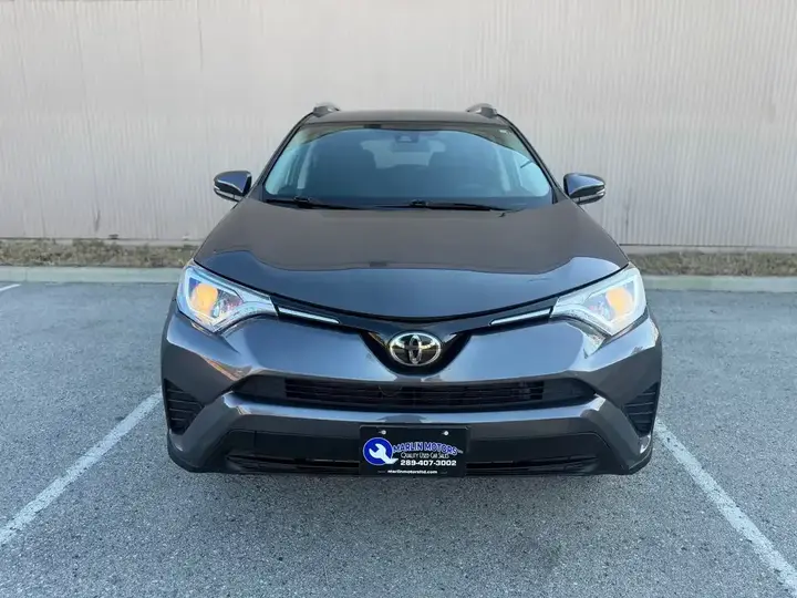 Toyota Rav4 2018 photo 2