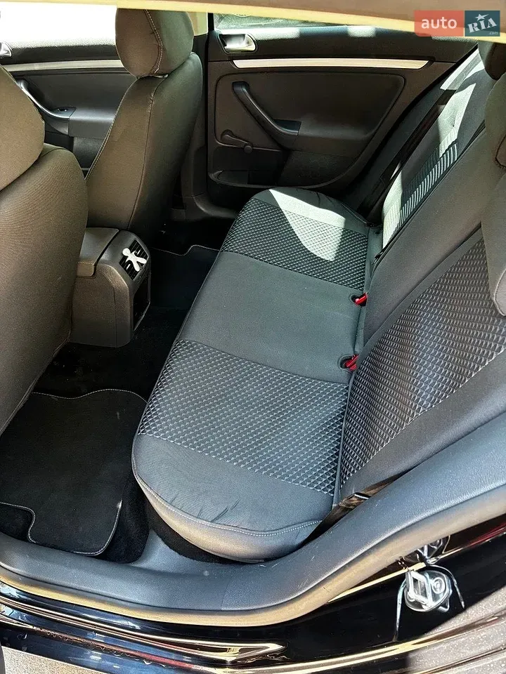 Volkswagen Golf 2008 photo 2