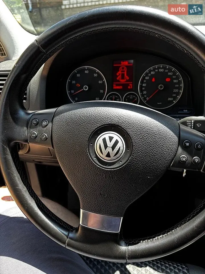 Volkswagen Golf 2008 photo 3
