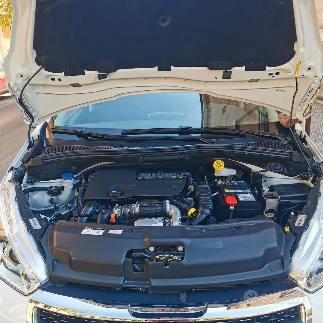 Peugeot 208 2018 photo 5