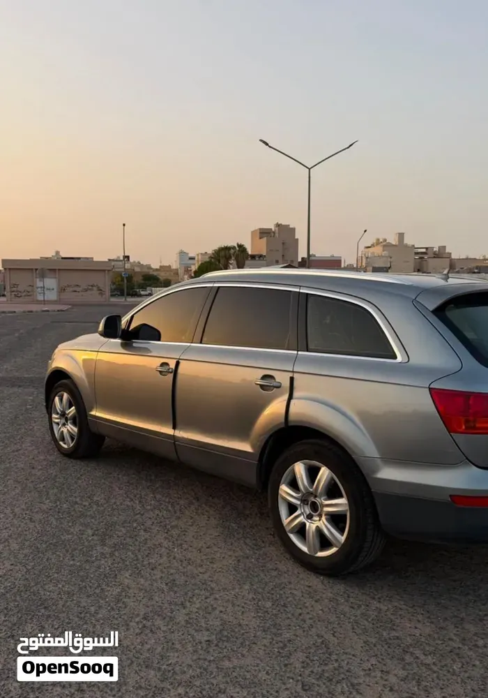 Audi Q7 2008 photo 3