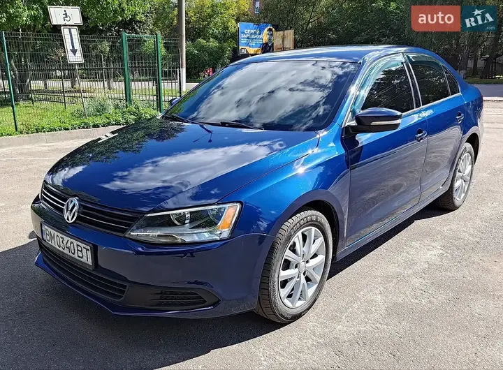 Volkswagen Jetta 2011 photo 3