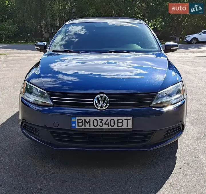Volkswagen Jetta 2011 photo 2