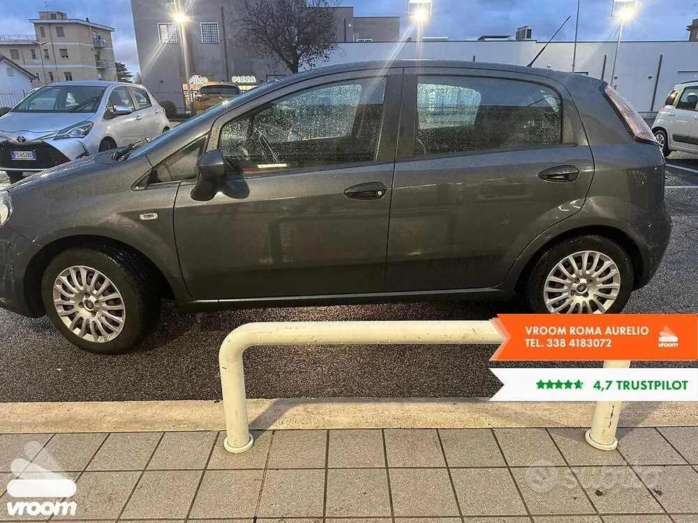 Fiat Grande Punto 2014 photo 3