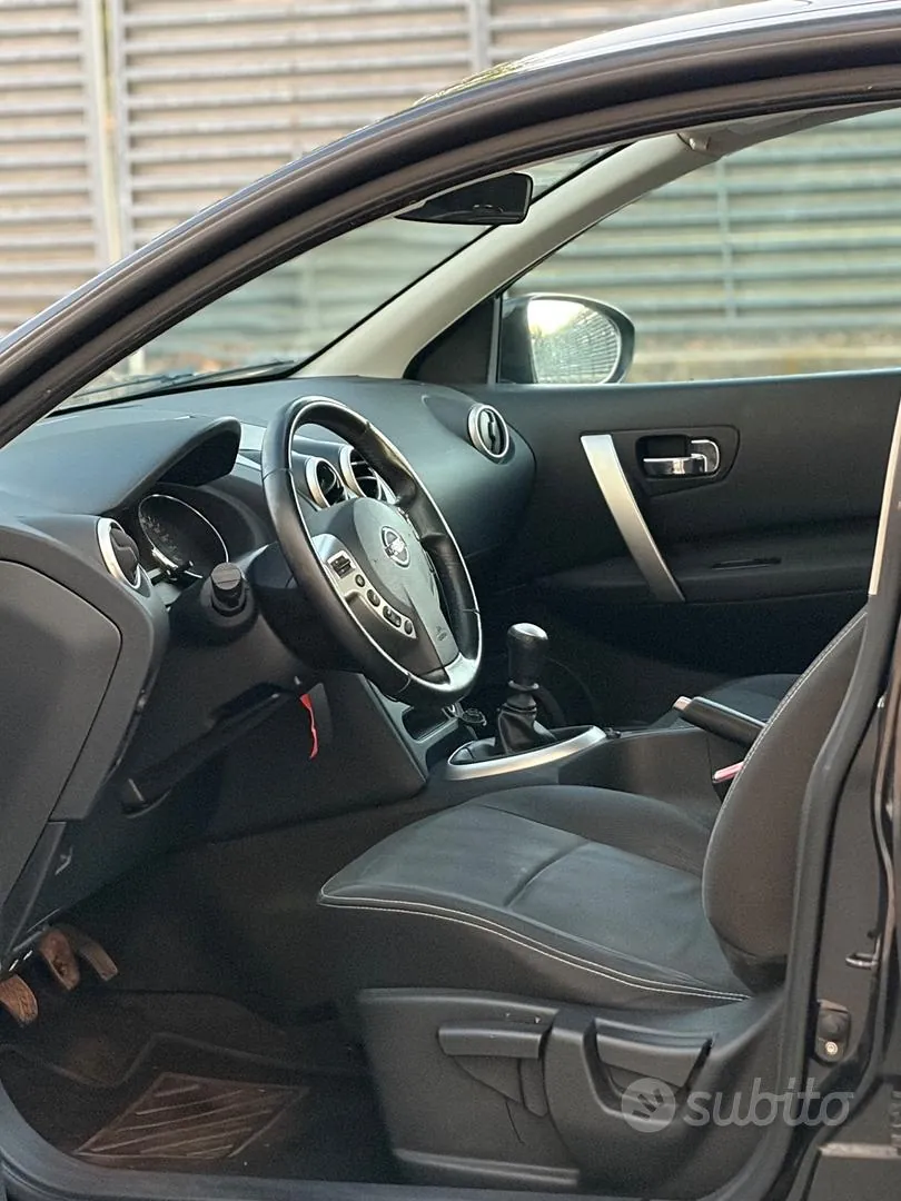 Nissan Qashqai 2010 photo 5