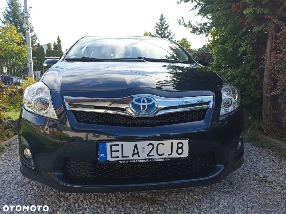 Toyota Auris 2012 photo 3