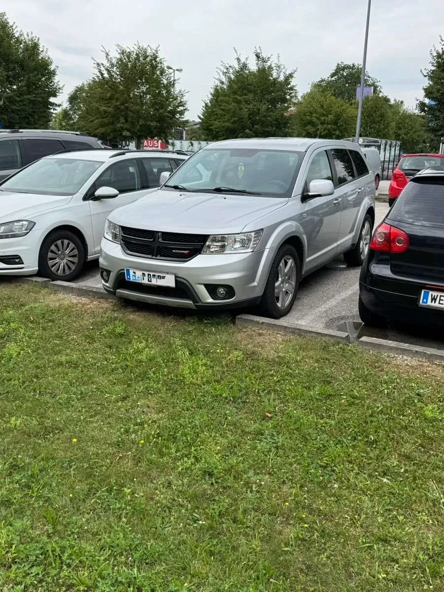Fiat Freemont 2011 photo 3