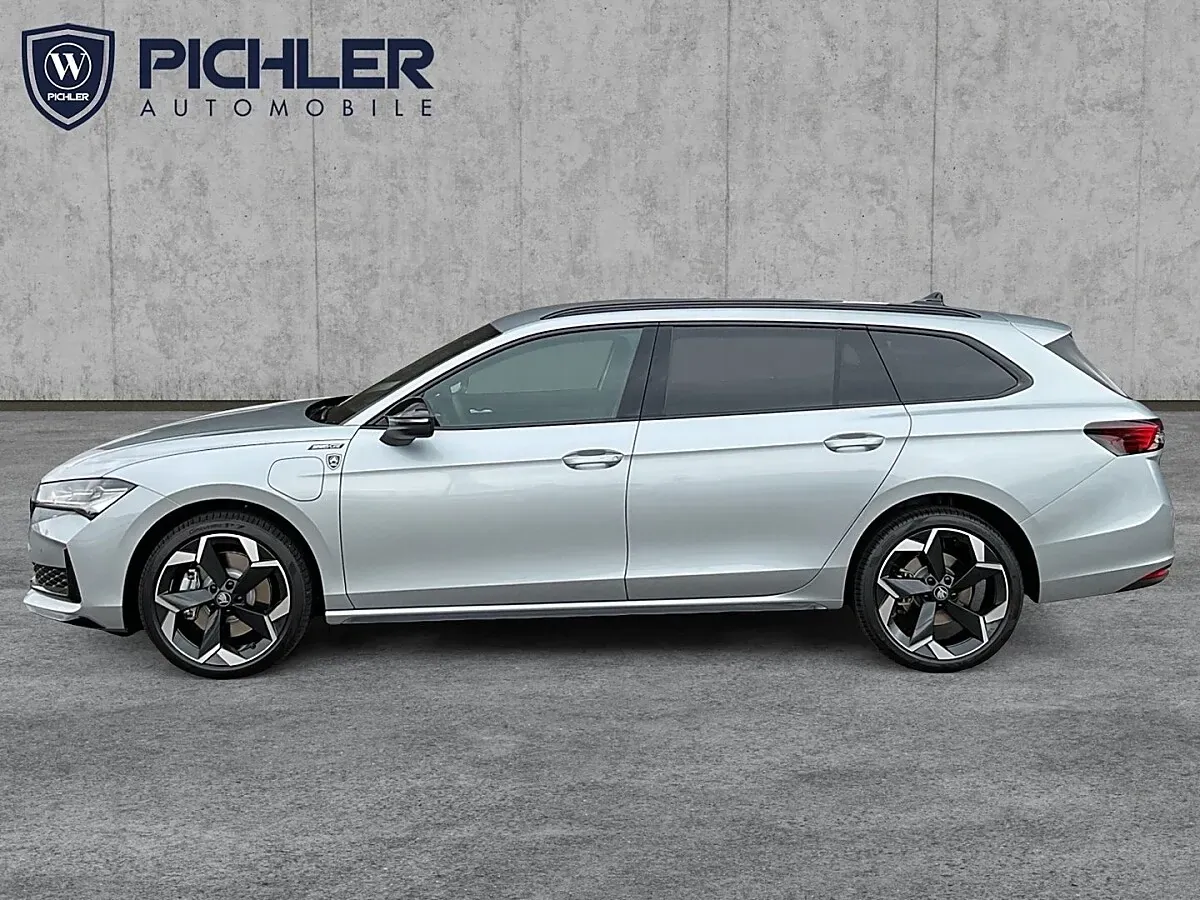 Skoda Superb 2026 photo 3