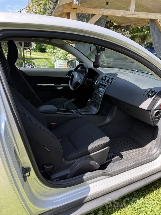 Volvo C30 2011 photo 5