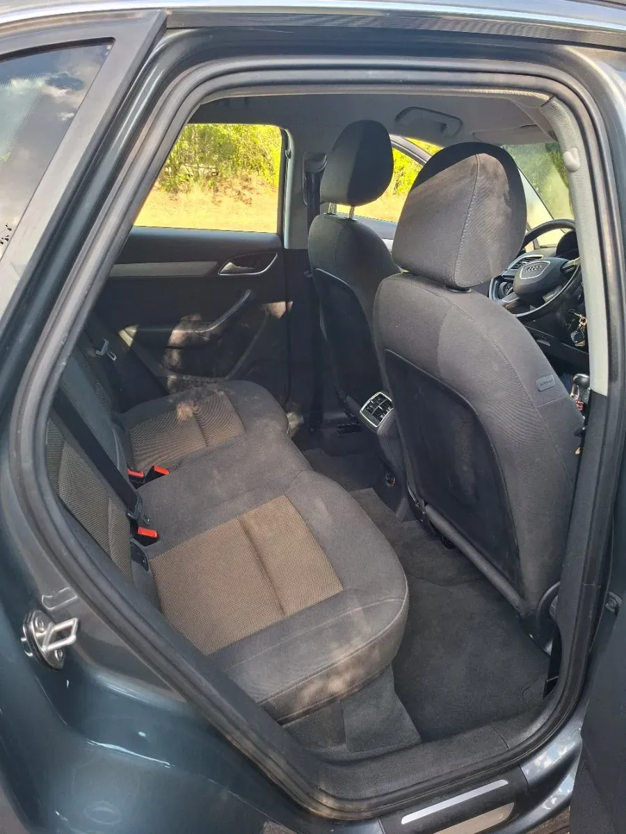 Audi Q3 2012 photo 3
