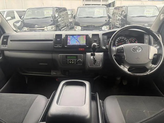 Toyota Hiace Gl Dark Prime 2017 photo 3