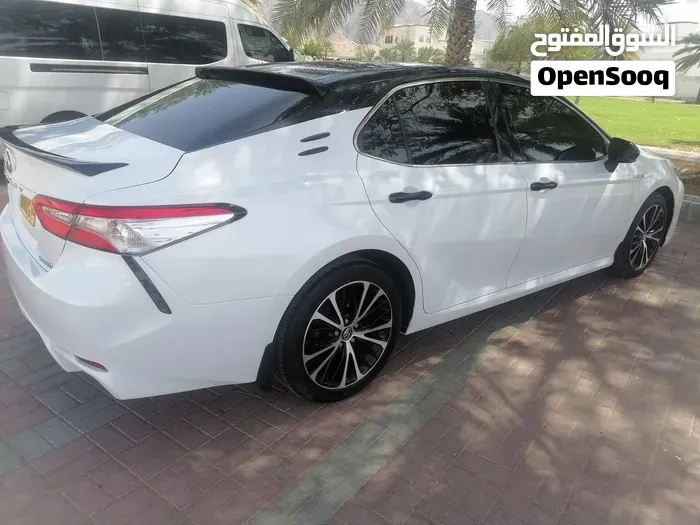 Toyota Camry 2019 photo 4