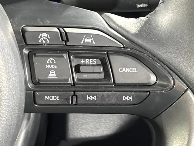 Toyota Yaris Cross Hybrid Z 2024 photo 5